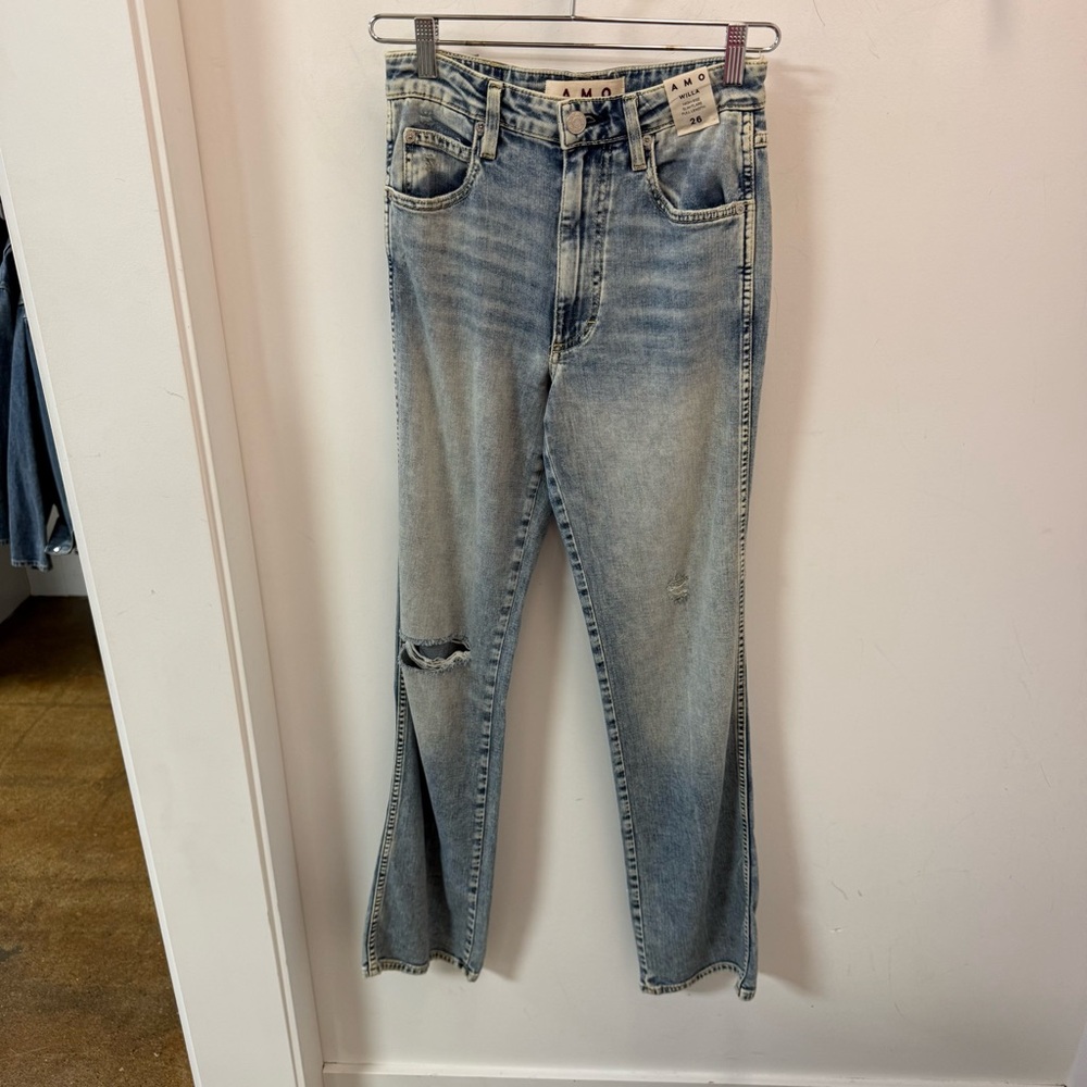 AMO Willa Slim Flare - Wander